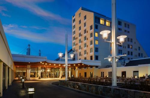 Goat Island Hotel | Newport Harbor Island Resort