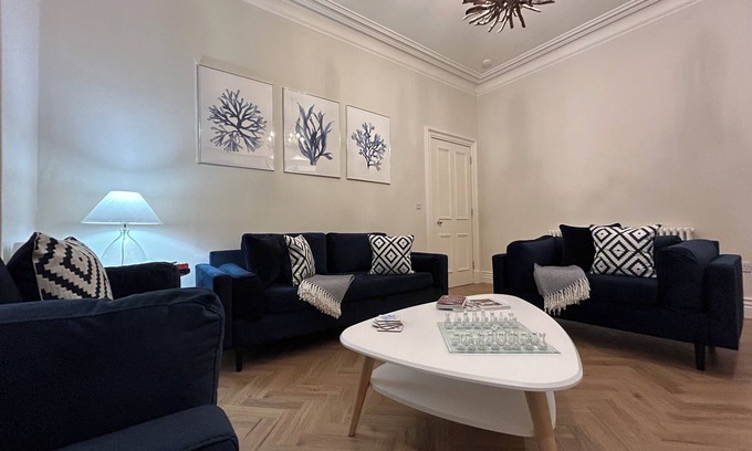 North Berwick Apartment | Next To The Beach - North Berwicknn(30 mins via train from Edinburgh)