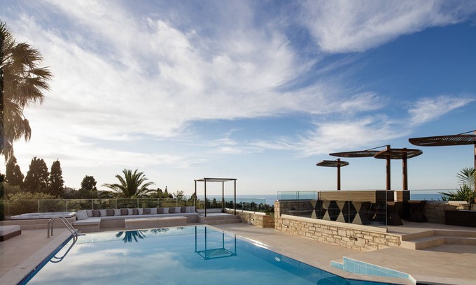 Xiro Chorio Villa | Next to the city & beach, panoramic sea views, indoor and outdoor pool