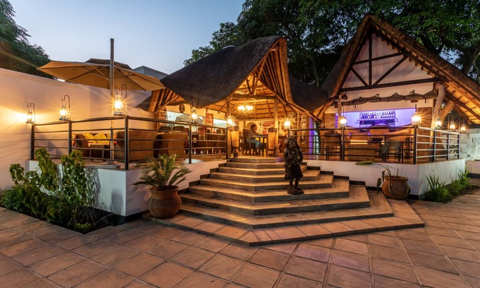 Livingstone Cabin | Ngoma Zanga Lodge