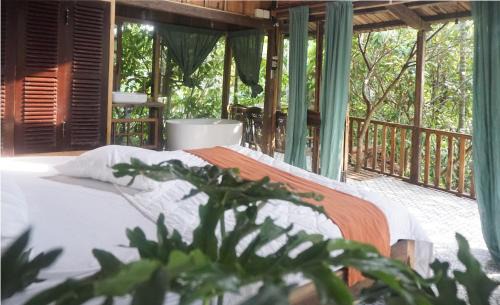 Hue House | Nguyet Bieu Riverside