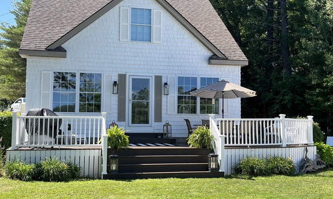 Sanbornville House | NH Lakes Region Lakefront Home for rent in Wakefield NH