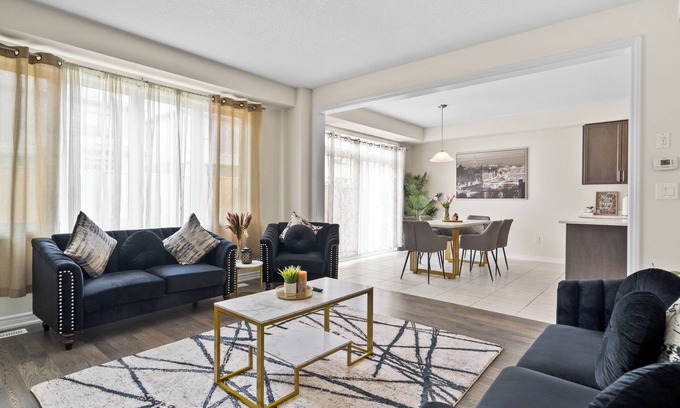 Thorold House | Niagara Luxury Boutique Retreat