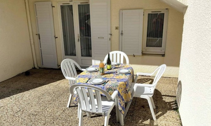 Saint-Nic Apartment | Nice 2-room apartment 100m from the beach