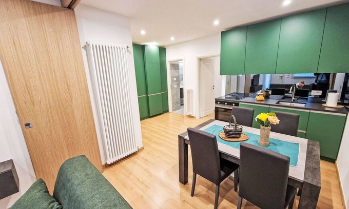 Verceia Apartment | Nice apartment for 4 guests with WIFI, TV, patio, pets allowed and parking