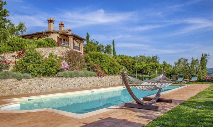 Allerona Apartment | Nice apartment for 6 guests with pool, WIFI, TV, patio, pets allowed and panoramic view