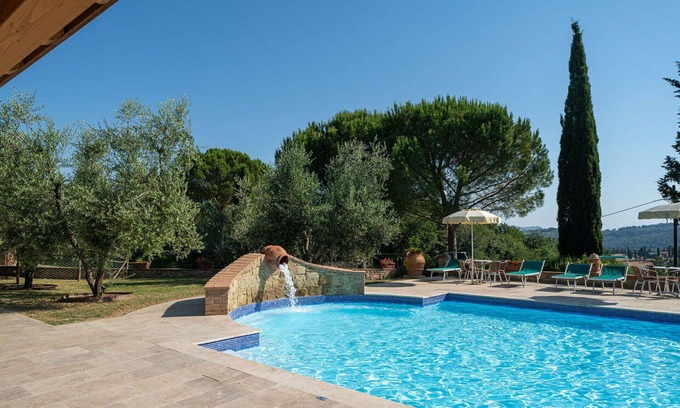 Peccioli Apartment | Nice apartment for 7 guests with pool, WIFI, A/C, TV, pets allowed, panoramic view and parking