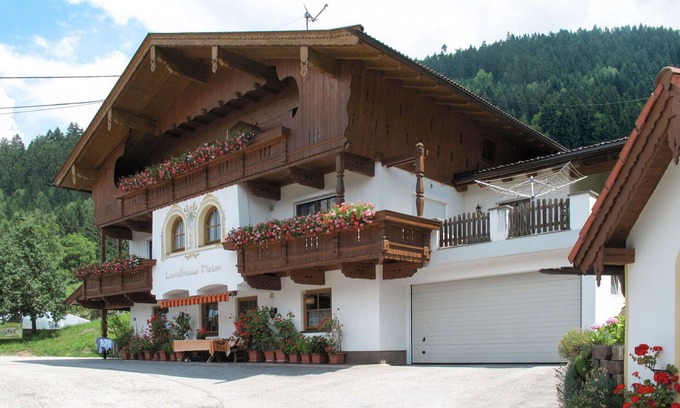 Rohrberg Apartment | Nice apartment for 4 guests with WIFI, TV and balcony