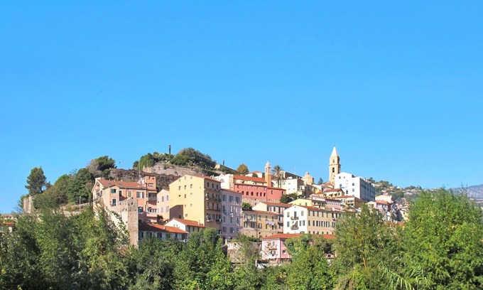 Latte Apartment | Nice apartment for 4 guests with pool, WIFI, TV and parking