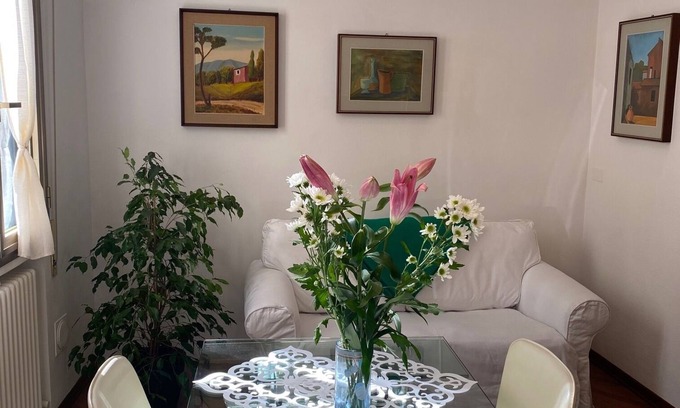 Saragozza-Porto Apartment | Nice apartment in Costa Saragozza area with free parking