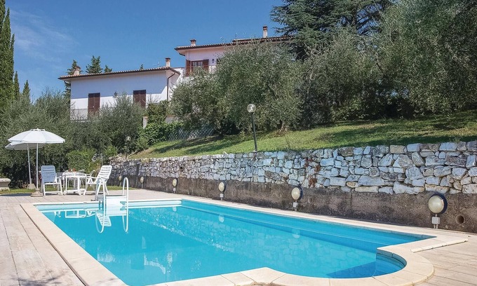 Montopoli in Val d'Arno Apartment | Nice apartment in Marti PI with WiFi