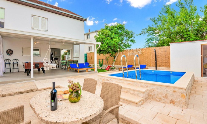 Metkovic Apartment | Nice apartment in Metkovic