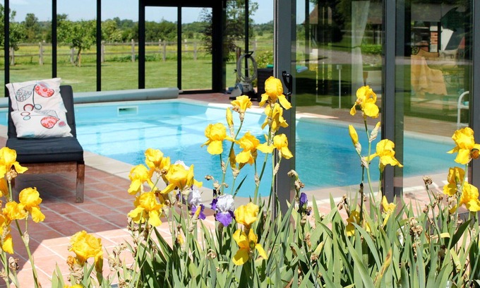 Victot - Pontfol House | Nice apartment in villa for 3 people with pool, WIFI, TV, patio and pets allowed