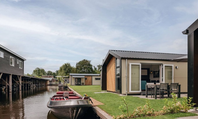 Zuideinde Ski Chalet | Nice chalet with ac and sloop