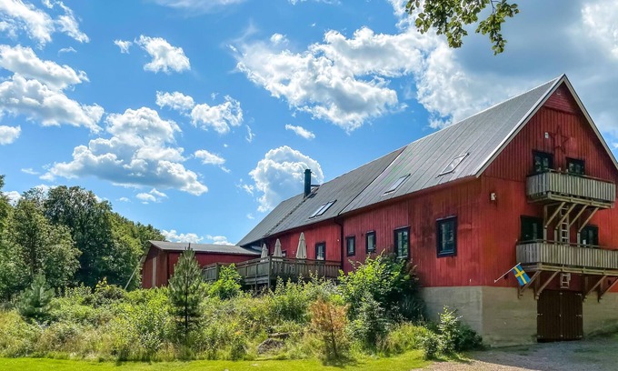 Markaryd Municipality House | Nice cottage with good standard and open architecture inside.