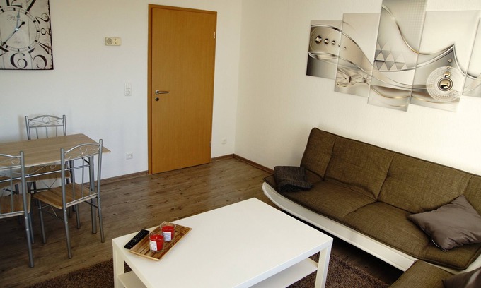 Plagwitz Apartment | Nice, cozy 3-room top floor apartment in Plagwitz
