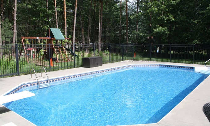 Ballston Spa House | Nice family house just minutes from race track!