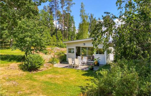 Granna House | Nice Home In Bjällebäck With Wifi