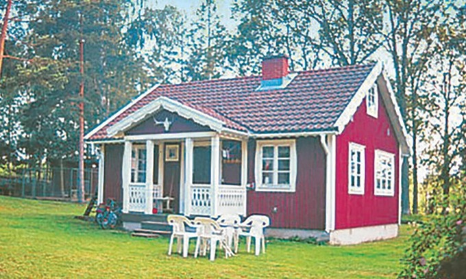 Barnebo House | Nice home in Blomstermåla with sauna