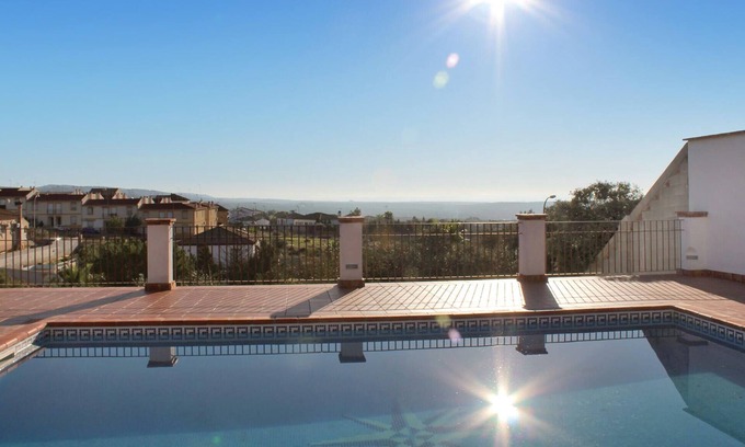 Hornachuelos House | Nice home in Hornachuelos with WiFi