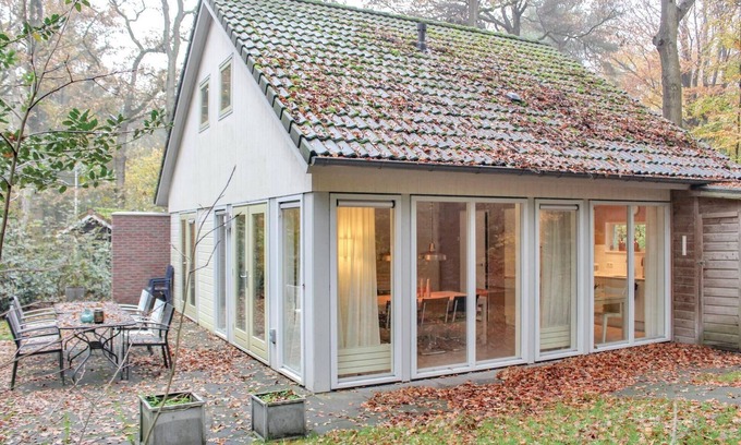 Oudemirdum House | Nice home in Oudemirdum with WiFi