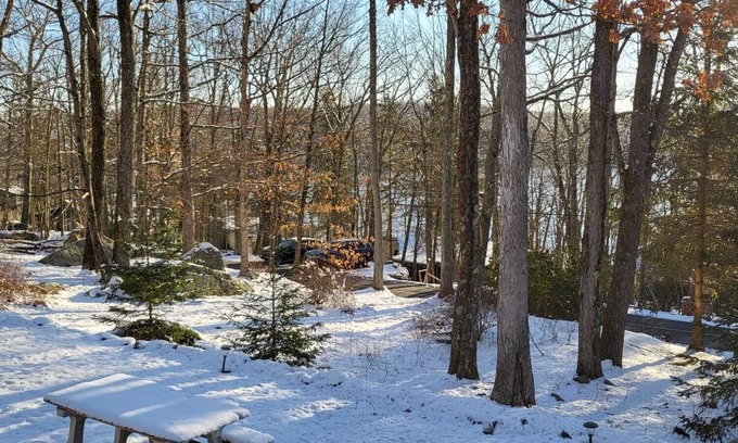 Hawley House | Nice house located in residential lake community, with modern amenities