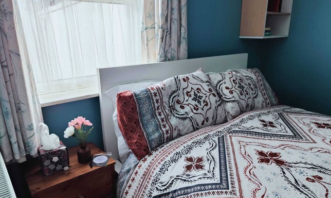 Selhurst House | Nice property - close to Selhurst, East Croydon and West Croydon stations!