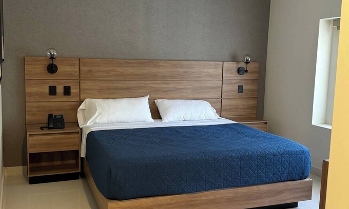 Tres Rios Hotel | Nice Room in Culiacan. 204.