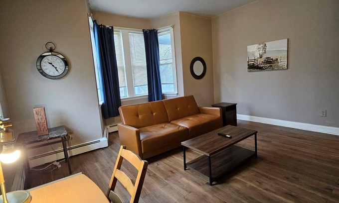 Providence Apartment | Nice spacious apartment near Whole Foods, Brown University