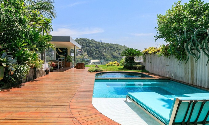 Vidigal Apartment | Nice villa overlooking the sea - Leb009