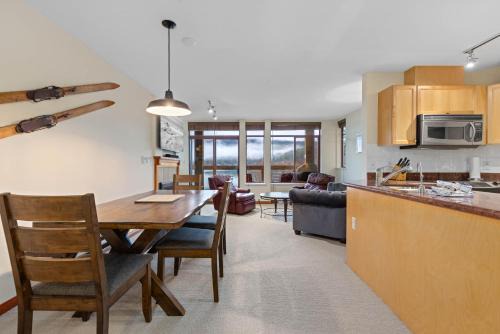 Nicklaus North Apartment | Nicklaus North - Clubhouse by Whistler Premier