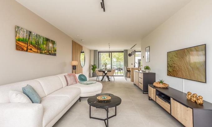 Riemst House | NIEUW - De Grenspaal WEST 6P 5 min Maastricht - Sauna - Laadpaal