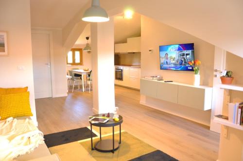 Roccamonfina Apartment | Nike Apartment
