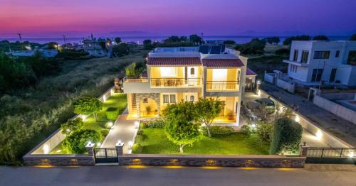 Soroni Apartment | Nimarevi Apartment