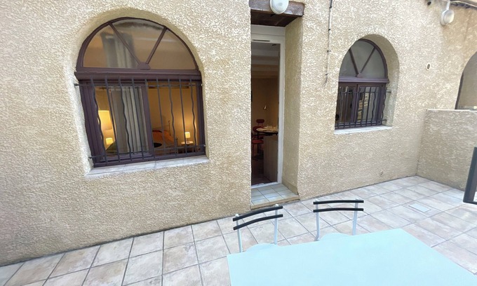 Cadereau Apartment | Nimes Centre 6 Personnes Terrasse