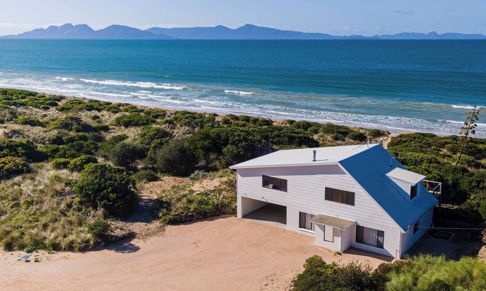 Dolphin Sands House | Nine Mile Beach House
