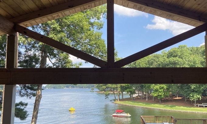 Wildwood Point House | nLakeFront Main Lake View Cove Wildwood Point.