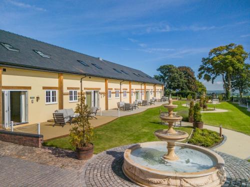 Felton House | No 6 - Doncaster Cottage - Uk47942
