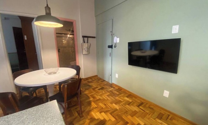 Centro Apartment | No coração de BH: apto reformado, moderno e super aconchegante. Perto de tudo!