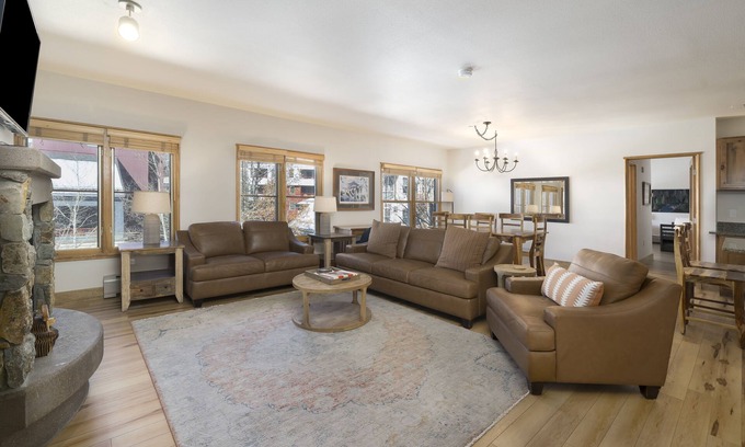 River Run Condo | No MGMT Fees! Renovated 2 Bdrm in River Run!
