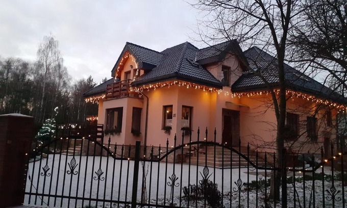 Lochowo House | Noclegi Pod Dębem, Pulandia Brzózki