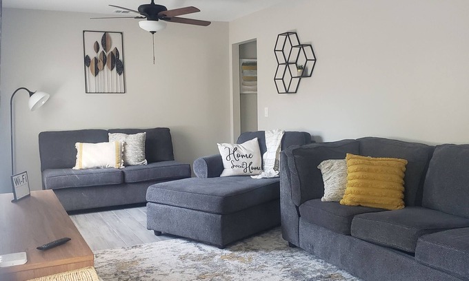 North Hyde Park House | NoHo Haven/Centrally Located w/the Perfect Blend of Luxury and Comfort!