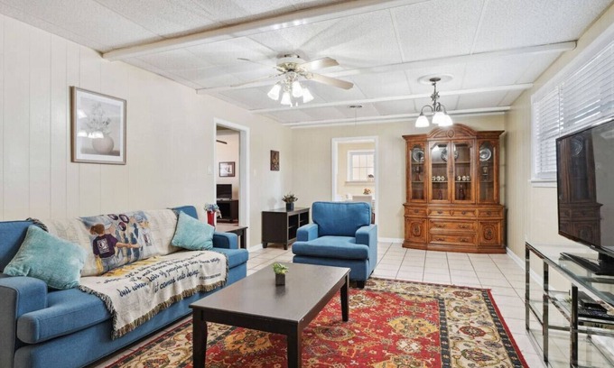 Metairie House | NOLA (3Bd) safe hub!