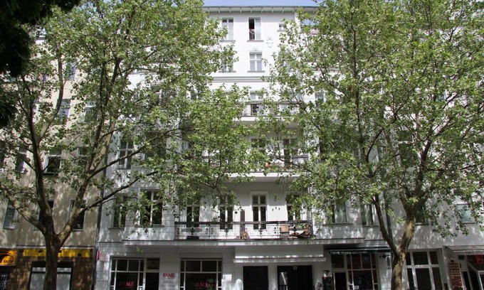 West Berlin Centre Apartment | Nollendorf Apartments