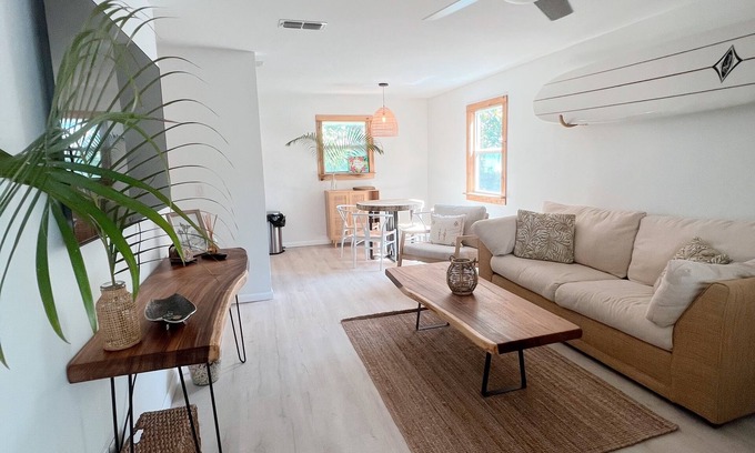 Briny Breezes House | Nomad Beach House