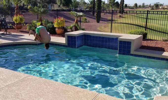 Corte Bella House | "Non-Smoking, No Pets" 2 Bedroom On Golf Course ~ Swimming Pool & Golf Cart!