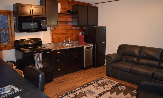 Escanaba Apartment | Non Smoking-Rustic Suite, Outside The Heart Of Upper Michigan-Escanaba