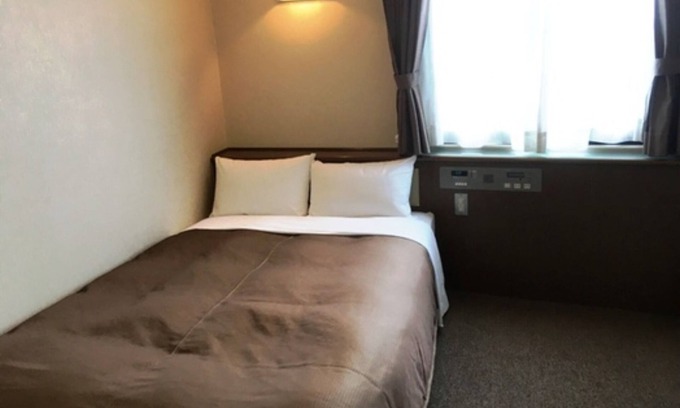 Kuwana Hotel | Nonsmoking semidouble roomGreat value for coup/Kuwana Mie