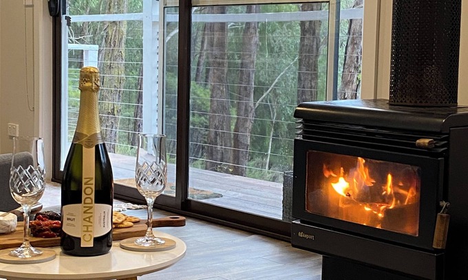 Noojee Apartment | Noojee Views, Cozy Studio, Wood heater Deck. Close to trestle bridge, waterfalls