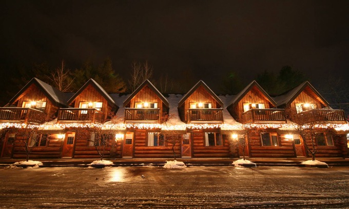 Woodsville Hotel | Nootka Lodge